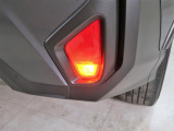 LEDリヤフォグランプ装備!濃霧や吹雪などの悪天候時に自車位置を後続車に知らせ、視界不要による追突を防止することができます。