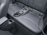 弊社ではMINI NEXT 八王子、狛江含めた在庫の中からお客様に合ったお車をご提供させていただきます。※お電話での商談も可能です。