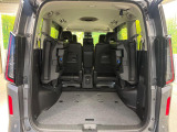 普段のお買い物や通勤、送迎等に十分な荷室スペースを確保しております。セカンドシートを倒すと、大きな荷物の積載も可能です♪