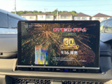 停車中にテレビや映像を楽しむことができます。長距離移動や休憩時に、リラックスした時間を過ごせます。快適な車内空間を演出します。