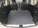 バックドアの開口部幅は広いので、お荷物の出し入れが楽にできます♪