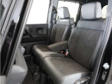 ◆バックカメラ◆リバースにするだけで映ります、後方の安全確認や、狭い駐車場での車庫入れ、雨の日や夜間など視界の悪い時に便利です!安全にバックする為には欠かせない装備です。
