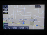 視認性に優れたナビゲーションを装備。現在地が分かりやすく、初めての場所でも安心してドライブ出来ます。日常使いから遠出まで、頼れる装備です。