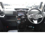 すっきりとした運転席回り☆