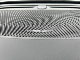 【harman kardon】ハーマンカードンのHi-Fiスペシャリストと共に、モデル別に開発・設計された専用チューニングが臨場感溢れる音響空間を実現しています。