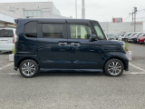 納車前には、当社メカニックによる『プロの視点』で、安全かつ安心して気持ちよくお乗りいただける整備を行います。詳しくはスタッフまで。
