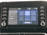 様々なオーディオソースに対応しており、お好みの音楽を楽しめます。ドライブ中のエンターテイメントを充実させます。