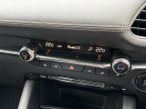エアコンも搭載されておりますので自分の好きな温度、風量に合わせて快適に運転できますね!