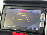 バックカメラのお写真です。駐車が苦手な方でも楽に駐車が行えますね♪