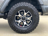 純正17インチルビコン専用ホイールです。