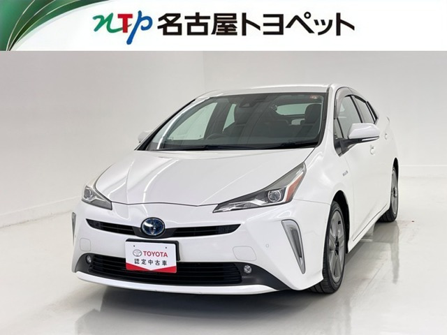 トヨタ プリウス 