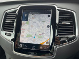 【9インチタッチスクリーン純正HDDナビ】「Apple Car Play」「Android Auto」対応のボルボ先進ナビゲーション「SENSUS」。最新地図データへ無料更新してお渡しします。