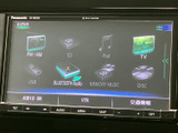 多様なソースに対応し、お好みの音楽を楽しめます。長距離ドライブも、お気に入りの音楽があれば、より快適に過ごせるでしょう。