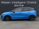 ノートの横からの画像です。当店は全車 整備・保証付なので安心してご検討頂けます。次の画像でもお待ちしております。