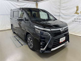 広々とした車内空間に優れた燃費性能。更にデザインも上質で人気のお車です!