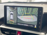 【パノラミックビューモニター】専用のカメラにより、上から見下ろしたような視点で360度クルマの周囲を確認することができます☆死角部分も確認しやすく、狭い場所での切り返しや駐車もスムーズに行えます。