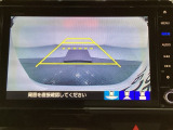 バックでの車庫入れも安心です! リアカメラが付いているバックモニター付のナビを装備しております。操作線もついており距離感も画面から確認できます。