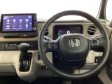 【Honda SENSING】いつもの道で、高速道路などで、安心・快適な運転を支援します。先進の安全運転機能システム搭載。