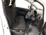 【運転席・助手席】です!実際お座りいただくのが分かりやすいと思いますので、ぜひお気軽にご来店ください♪状態もいいですよ☆