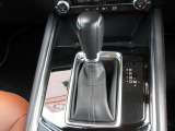 DCT、CVT、従来型のATなど、すべてのトランスミッションの利点を集約し、ロックアップ領域を大幅に拡大し伝達効率の向上とマニュアルトランスミッションのようなダイレクト感を実現した自社製ATです。