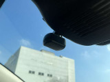 事故などのときに、証拠となるドライブレコーダー付いてます
