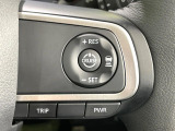 【スマートアシスト】走行中に前方の車両等を認識し、衝突しそうな時は警報とブレーキで衝突回避と被害軽減をアシスト。より安全にドライブをお楽しみいただけます。