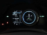 展示車は車の全てを知り尽くしたエキスパートが基本性能に関わる機能や状態を徹底的にチェックしています。消耗部品の事前交換など法定12ヶ月点検相当の点検・整備を必ず実施しています。
