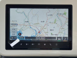 メーカー装着のパイオニア製9インチHDディスプレイナビ(Applecarplay・androidauto対応)を装着!大画面で高精細な液晶パネルを使用しているので地図なども見やすく画面もキレイ!