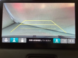 バックでの車庫入れも安心です! リアカメラが付いているバックモニター付のナビを装備しております。操作線もついており距離感も画面から確認できます。