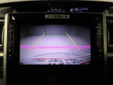 バックモニター付きです。シフトを「R」に入れると、モニターにバックモニターの映像が表示されます。実際は目視で、周囲の状況を確認の上、バックしましょう。純正ナビ装着でご利用頂けます。