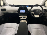車内は若干ですがタバコ系のニオイ残りあり。TNGAプラットフォームを採用していて、低重心で横揺れが少なく安定した走行が可能に!