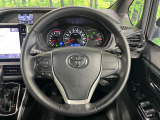 【ステアリングスイッチ】運転中、前方から目線をそらすことなく、オーディオ等の操作が可能な便利機能!安心&快適なドライブを演出してくれます♪
