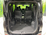 普段のお買い物や通勤、送迎等に十分な荷室スペースを確保しております。セカンドシートを倒すと、大きな荷物の積載も可能です♪