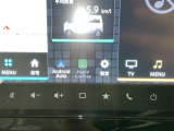 スマホとクルマをつなぐことで、これまでのナビに加えて、いろんなサービスが楽しめます。
