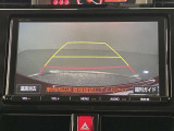 バックガイドモニターで、後方を確認しながら安心して駐車することができます。運転初心者も熟練者も必須の機能ですよ!