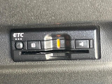 【ETC】高速道路の料金所をストレスなく通過!話題のスポットやサービスエリアに多い「スマートIC」利用時は必須のアイテムです。当店でセットアップを実施、ご納車当日からすぐにご利用いただけます!