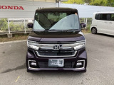 お客様に安全で快適なカーライフをお送りいただくために、中古車にも高いレベルの品質基準を設け、その基準に従って、全ての中古車について納車前整備を実施しています。