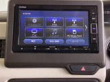 メーカー純正のナビゲーションが付いていますオーディオも充実しています。詳しくはスタッフへお尋ねください