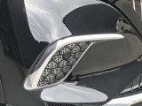 Burmester4Dサラウンドサウンドシステム MBUXハイパースクリーン  ブラックピアノラッカーフローイングラインセンタートリム リアエンターテイメント用ヘッドフォン2個 22オンチマイバッハホイール