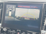 【パノラミックビューモニター】専用のカメラにより、上から見下ろしたような視点で360度クルマの周囲を確認することができます☆死角部分も確認しやすく、狭い場所での切り返しや駐車もスムーズに行えます。