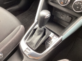 アクセルペダルを踏み込む量や速さに応じて変速パターンをし、人馬一体の運転感覚を発揮してくれる6速オートマ!