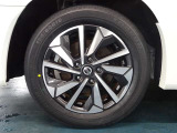 【タイヤ】 【純正16インチアルミホイール】《195/60R16》専用のアルミなのでお車のイメージぴったりですね!