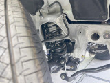 お車を安心してお乗りいただく為には、足回りの定期点検が欠かせません。サービスサポート(有償保証)では無料点検もご提供しており、安心のカーライフをお過ごしいただけるサポート体制が整っています。
