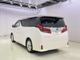 荷物をたっぷり載せて広々ドライビング♪夏でも冬でも、アウトドアやショッピングを思い切り楽しみましょう!
