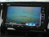 ◆バックカメラ◆リバースにするだけで映ります、後方の安全確認や、狭い駐車場での車庫入れ、雨の日や夜間など視界の悪い時に便利です!安全にバックする為には欠かせない装備です。
