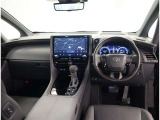 オシャレなインテリアで運転する気分も盛り上がりますよね^^