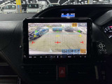 【バックカメラ】あると便利なバックカメラ装備!駐車時に後方がリアルタイム映像で確認できます。立体駐車場や夜間の車庫入れ時に大活躍!運転スキルに関わらず、今や必須となった装備ですね♪