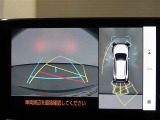 パノラミックビューモニター付きで、車両の周囲を確認することができるので安心できますね♪