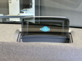 視点移動が少なくても情報確認が可能なヘッドアップディスプレイ!