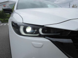 明るいLEDヘッドライトで、夜道も安心して運転して頂けます。